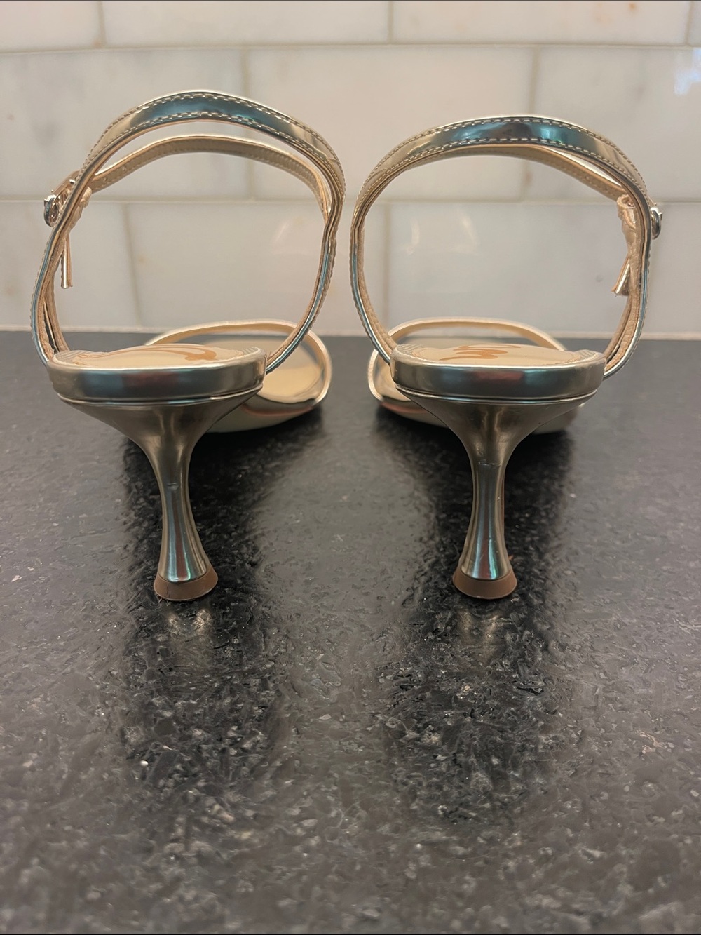 Sam Edelman Metallic Gold Strappy 2 1/4” Heel Sandals - Size 7.5 - Picture 4 of 6